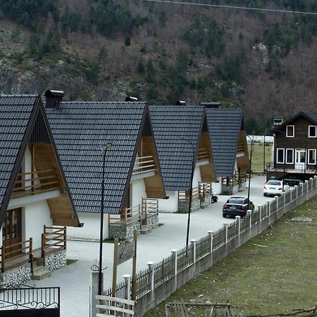 Aparthotel Bujtinat E Lugines Valbone Zewnętrze zdjęcie