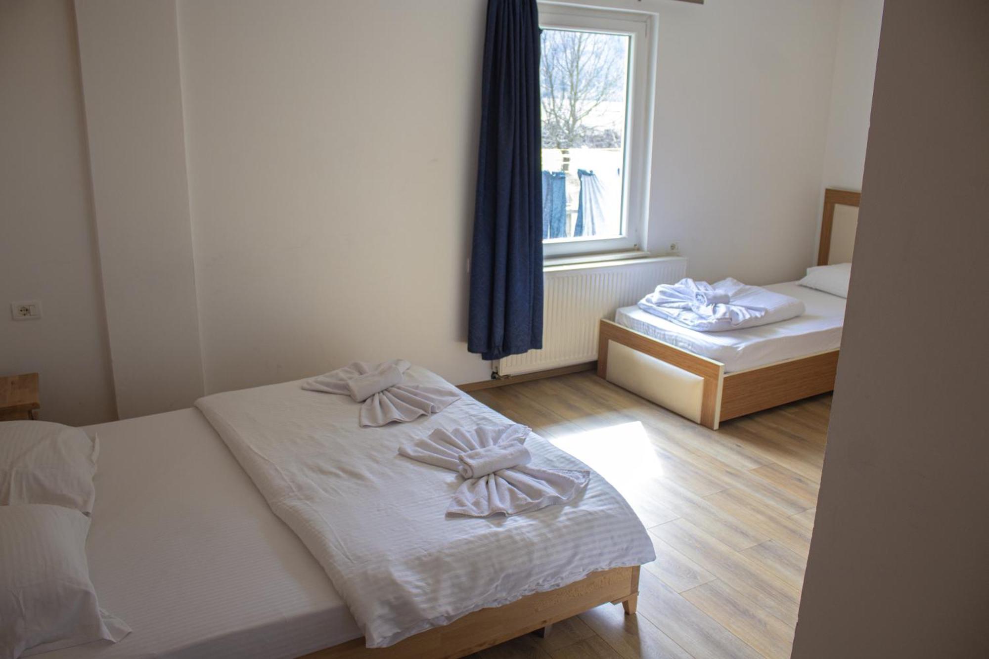 Aparthotel Bujtinat E Lugines Valbone Zewnętrze zdjęcie