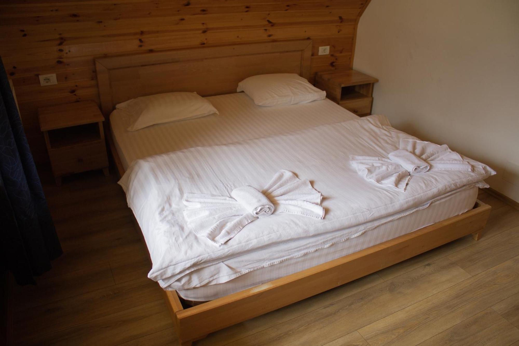 Aparthotel Bujtinat E Lugines Valbone Zewnętrze zdjęcie
